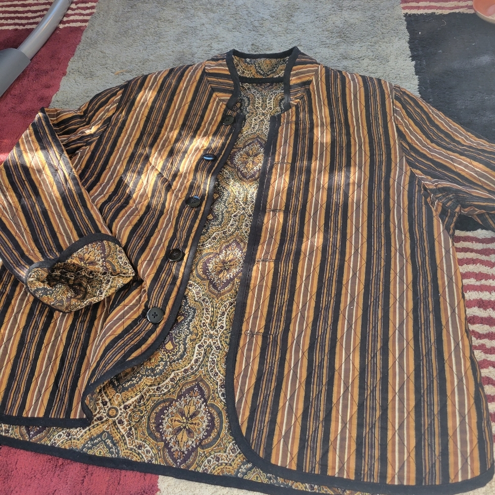 Reversible Fall Quilted Shacket - image 8